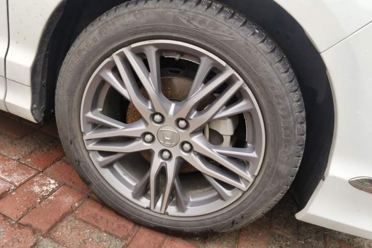 Used Honda Elysion 2019 2.0L Hybrid Luxury Edition Right Front Wheel Hub