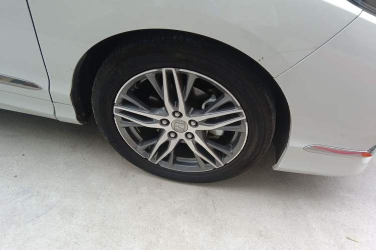 Used Honda Elysion 2019 2.0L Hybrid Comfort Edition Right Front Wheel Hub