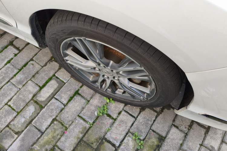 Used Honda Elysion 2019 2.0L Hybrid Comfort Edition Right Front Wheel Hub