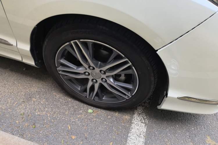 Used Honda Elysion 2019 2.0L Hybrid Luxury Edition Right Front Wheel Hub