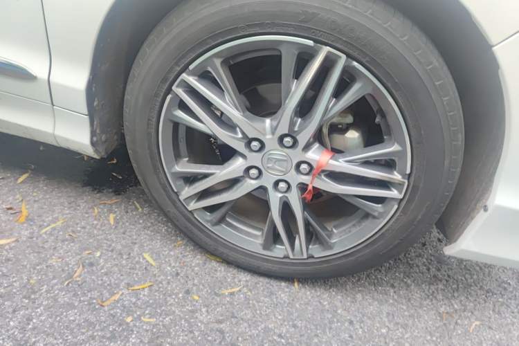 Used Honda Elysion 2019 2.0L Hybrid Luxury Edition Right Front Wheel Hub