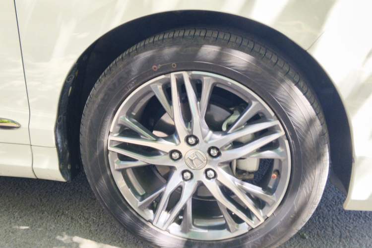 Used Honda Elysion 2019 2.0L Hybrid Luxury Edition Right Front Wheel Hub