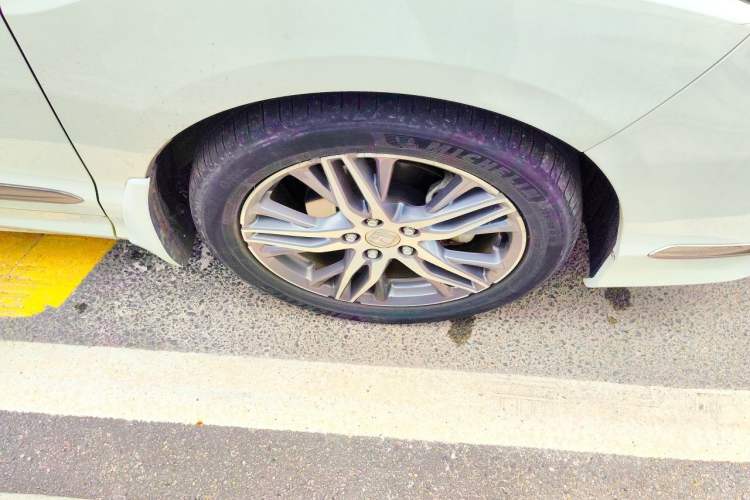Used Honda Elysion 2019 2.0L Hybrid Luxury Edition Right Front Wheel Hub