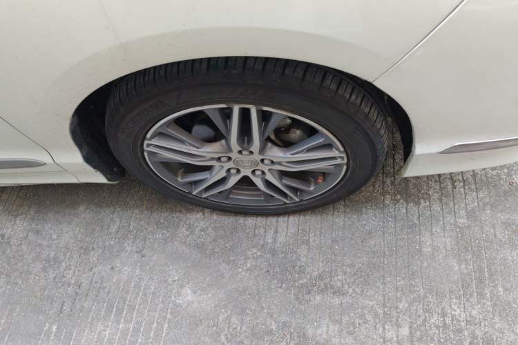 Used Honda Elysion 2019 2.0L Hybrid Luxury Edition Right Front Wheel Hub
