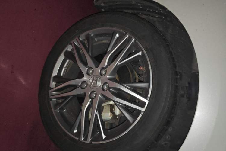 Used Honda Elysion 2019 2.0L Hybrid Supreme Edition Right Front Wheel Hub