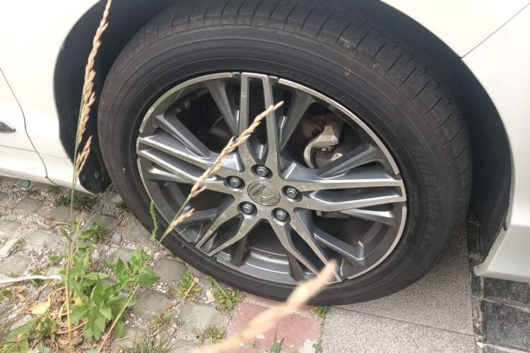 Used Honda Elysion 2019 2.0L Hybrid Luxury Edition Right Front Wheel Hub