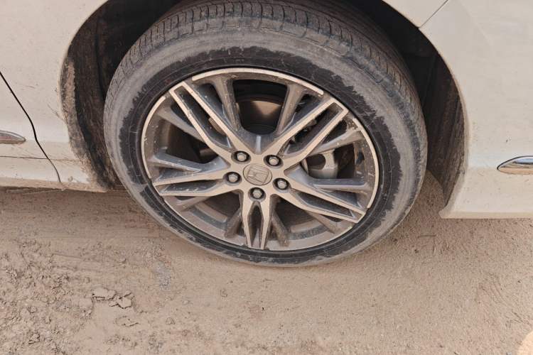 Used Honda Elysion 2019 2.0L Hybrid Luxury Edition Right Front Wheel Hub