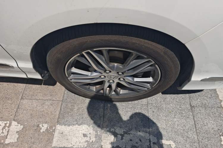 Used Honda Elysion 2019 2.0L Hybrid Luxury Edition Right Front Wheel Hub