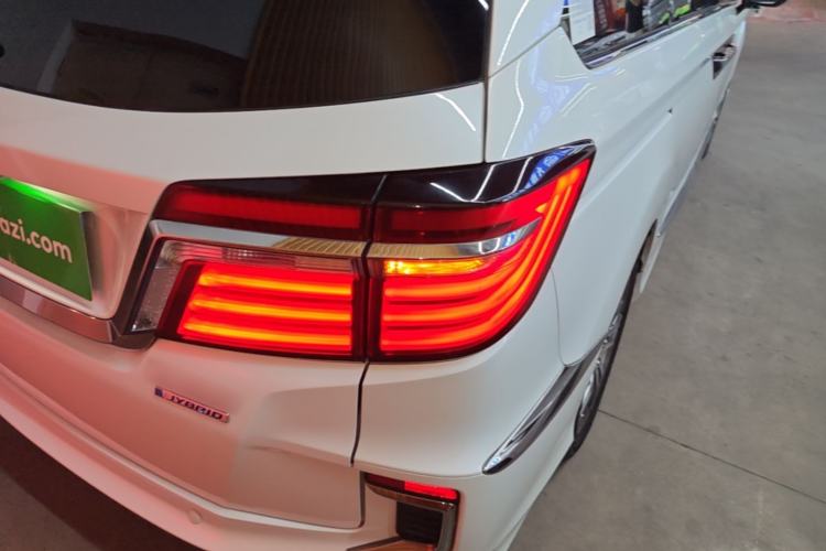 Used Honda Elysion 2019 2.0L Hybrid Luxury Edition Right Rear Taillight