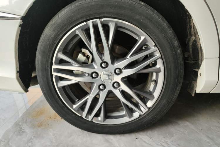 Used Honda Elysion 2019 2.0L Hybrid Luxury Edition Right Rear Wheel Hub