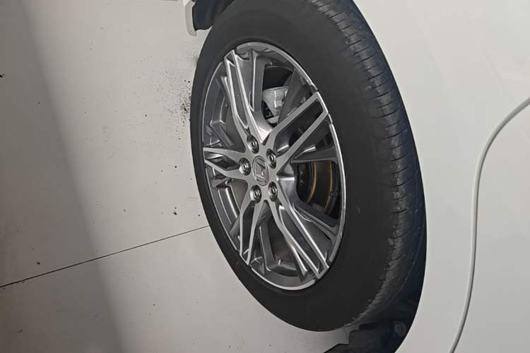 Used Honda Elysion 2019 2.0L Hybrid Luxury Edition Right Rear Wheel Hub