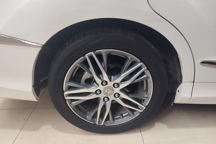 Used Honda Elysion 2019 2.0L Hybrid Luxury Edition Right Rear Wheel Hub