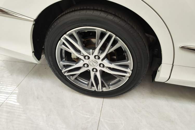 Used Honda Elysion 2019 2.0L Hybrid Supreme Edition Right Rear Wheel Hub
