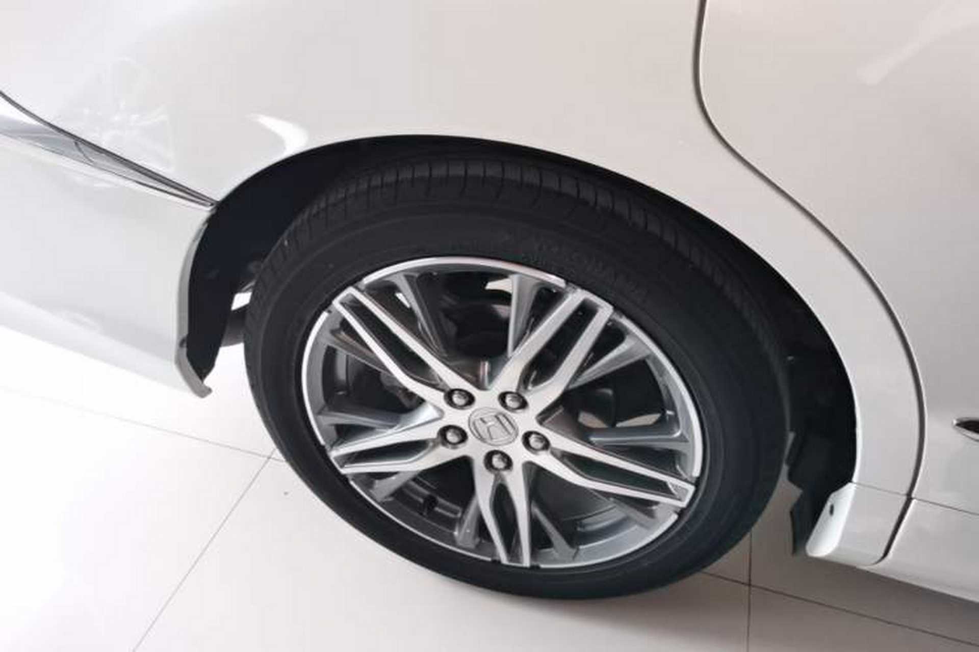 Used Honda Elysion 2019 2.0L Hybrid Luxury Edition Right Rear Wheel Hub