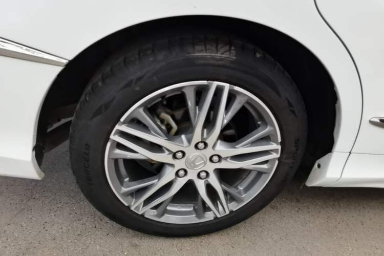 Used Honda Elysion 2019 2.0L Hybrid Luxury Edition Right Rear Wheel Hub