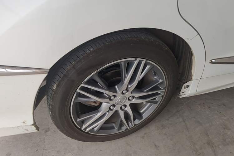 Used Honda Elysion 2019 2.0L Hybrid Luxury Edition Right Rear Wheel Hub