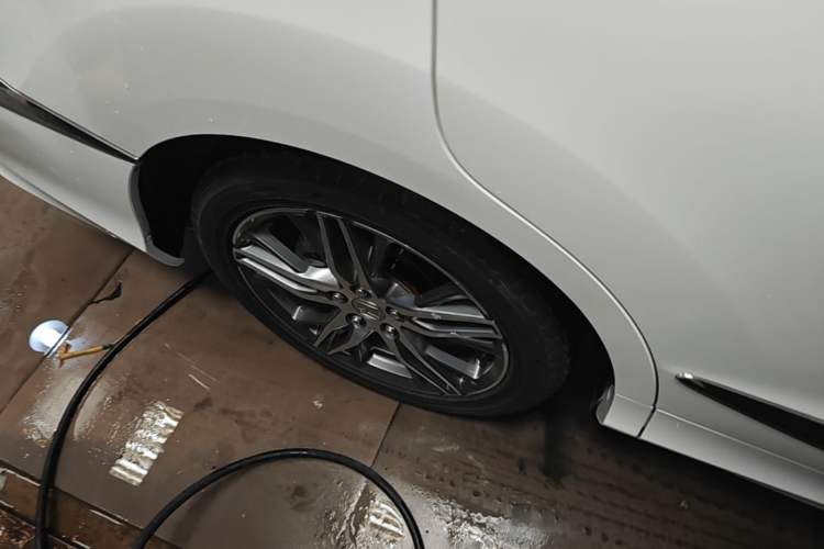 Used Honda Elysion 2019 2.0L Hybrid Luxury Edition Right Rear Wheel Hub
