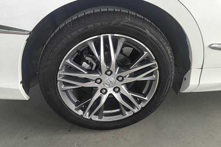 Used Honda Elysion 2019 2.0L Hybrid Comfort Edition Right Rear Wheel Hub