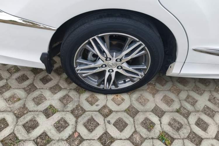 Used Honda Elysion 2019 2.0L Hybrid Luxury Edition Right Rear Wheel Hub