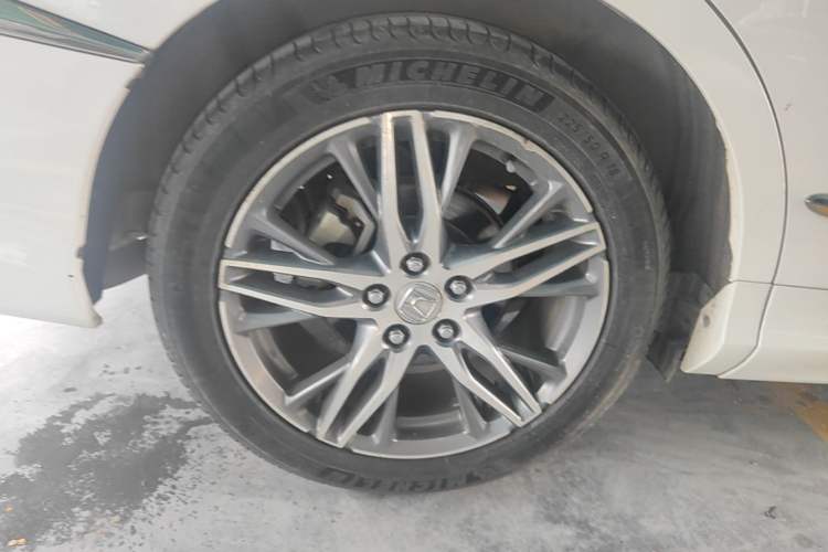 Used Honda Elysion 2019 2.0L Hybrid Luxury Edition Right Rear Wheel Hub