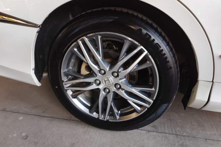 Used Honda Elysion 2019 2.0L Hybrid Luxury Edition Right Rear Wheel Hub