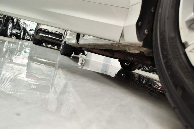 Used Honda Elysion 2019 2.0L Hybrid Supreme Edition Right Side Sill