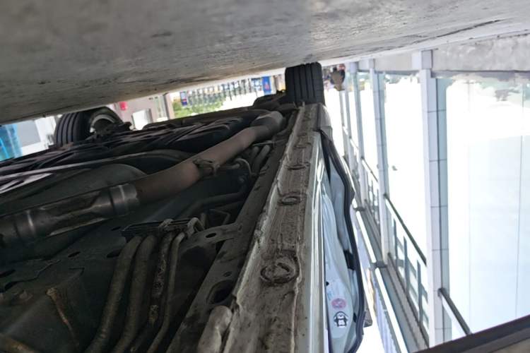 Used Honda Elysion 2019 2.0L Hybrid Supreme Edition Right Side Sill