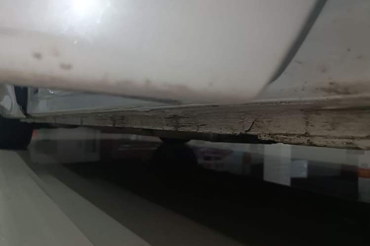 Used Honda Elysion 2019 2.0L Hybrid Luxury Edition Right Side Sill