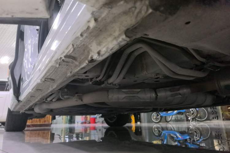 Used Honda Elysion 2019 2.0L Hybrid Luxury Edition Right Side Sill