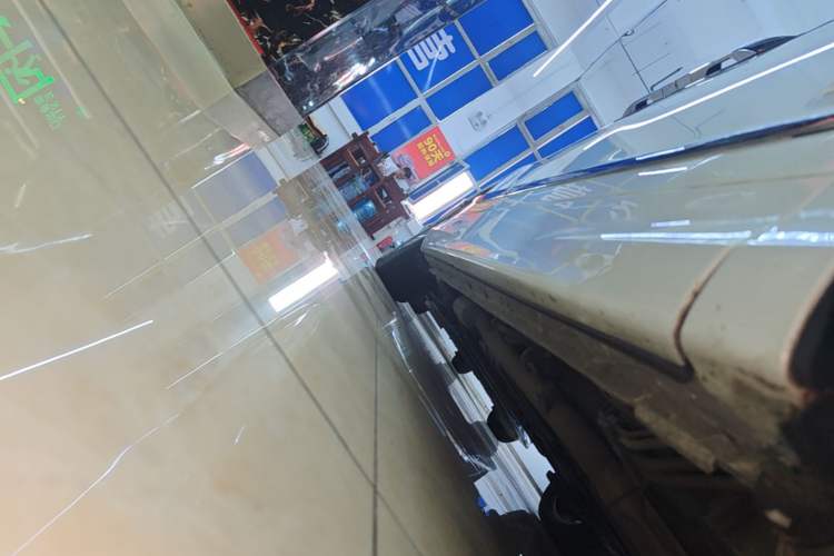 Used Honda Elysion 2019 2.0L Hybrid Luxury Edition Right Side Sill