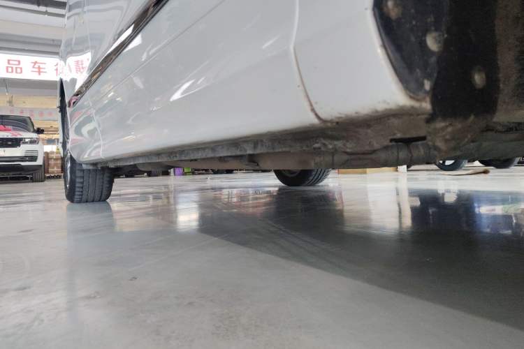Used Honda Elysion 2019 2.0L Hybrid Luxury Edition Right Side Sill