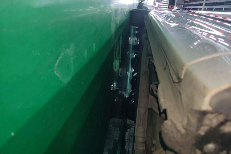 Used Honda Elysion 2019 2.0L Hybrid Supreme Edition Right Side Sill