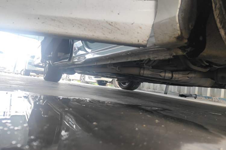 Used Honda Elysion 2019 2.0L Hybrid Luxury Edition Right Side Sill