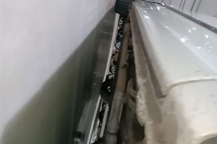 Used Honda Elysion 2019 2.0L Hybrid Luxury Edition Right Side Sill