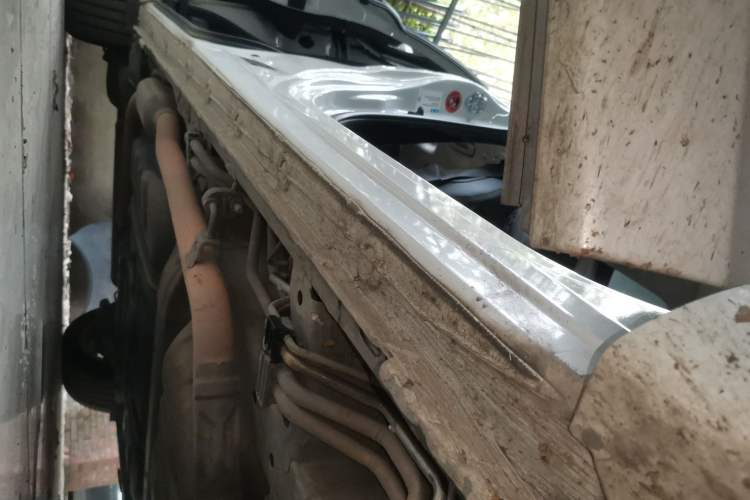 Used Honda Elysion 2019 2.0L Hybrid Luxury Edition Right Side Sill