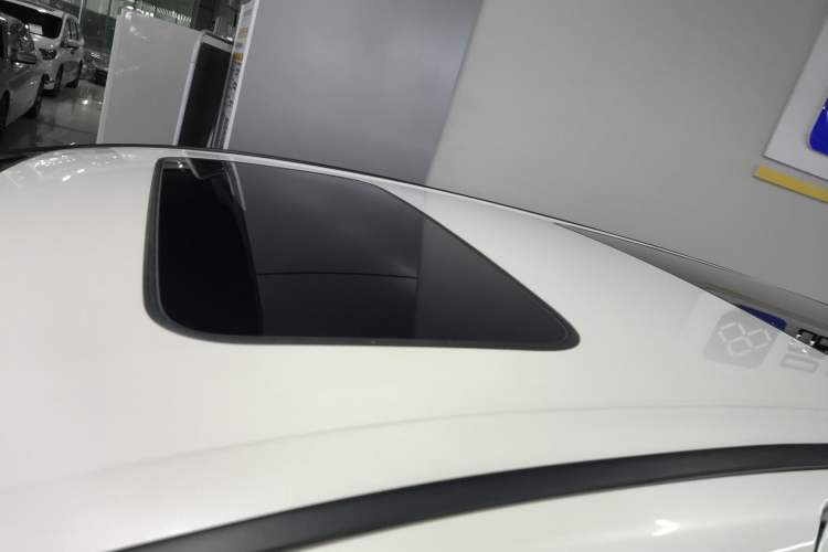 Used Honda Elysion 2019 2.0L Hybrid Luxury Edition Roof