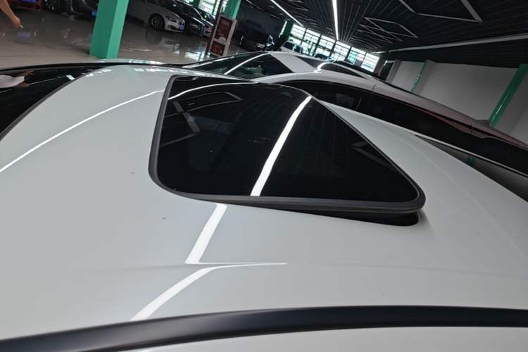 Used Honda Elysion 2019 2.0L Hybrid Luxury Edition Roof