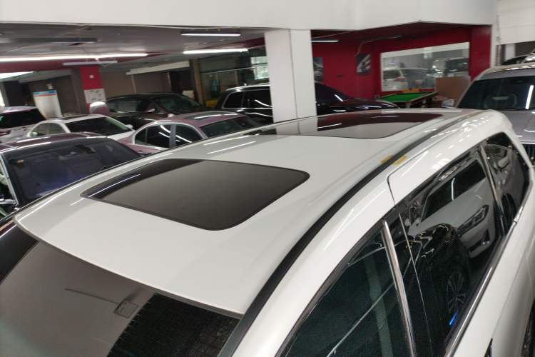 Used Honda Elysion 2019 2.0L Hybrid Luxury Edition Roof