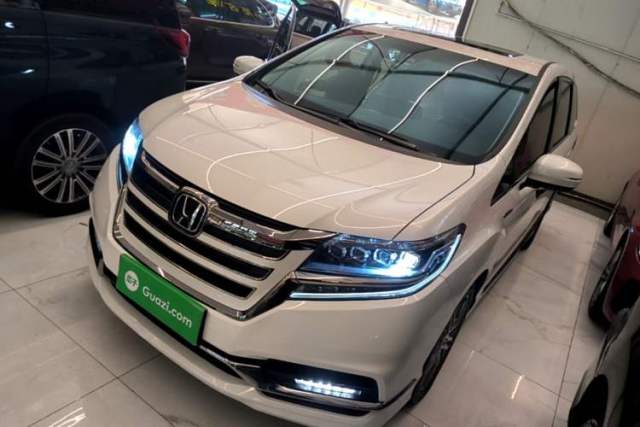 Used Honda Elysion 2019 2.0L Hybrid Supreme Edition