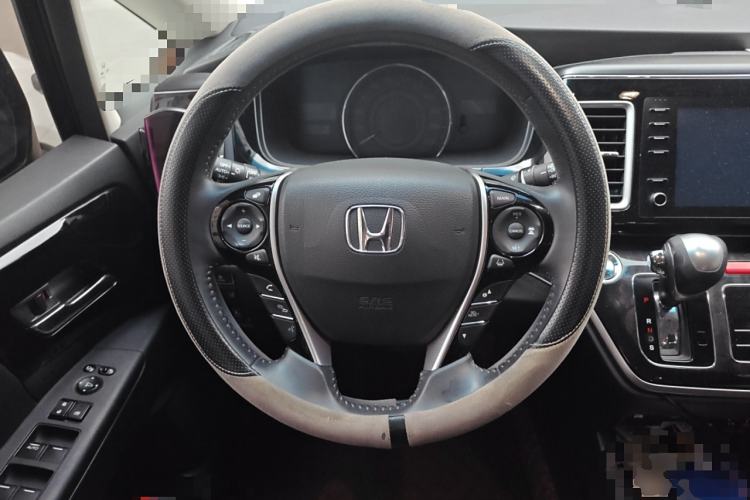 Used Honda Elysion 2019 2.0L Hybrid Luxury Edition Steering Wheel