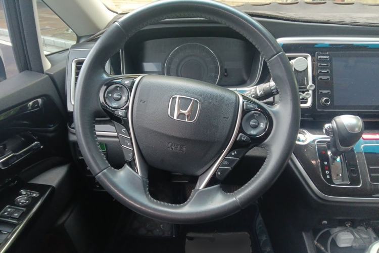 Used Honda Elysion 2019 2.0L Hybrid Luxury Edition Steering Wheel