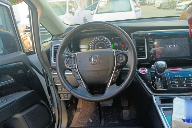 Used Honda Elysion 2019 2.0L Hybrid Luxury Edition Steering Wheel