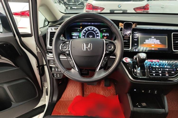 Used Honda Elysion 2019 2.0L Hybrid Supreme Edition Steering Wheel