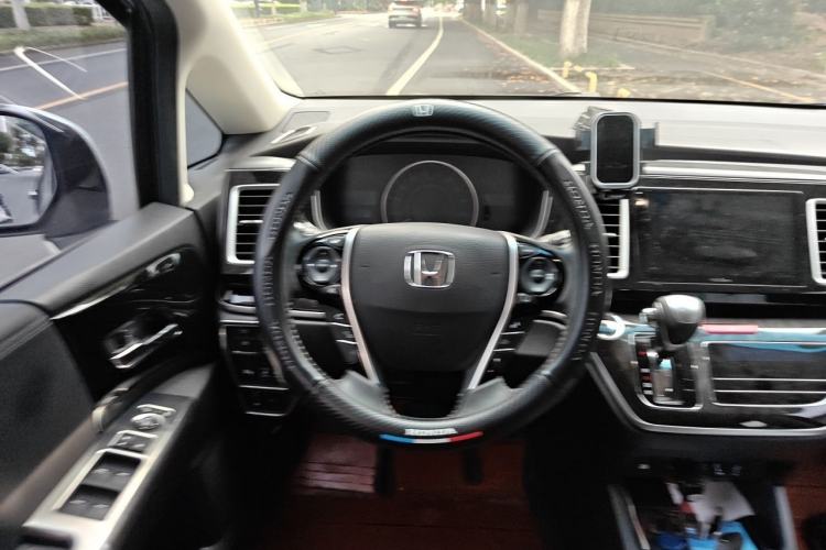 Used Honda Elysion 2019 2.0L Hybrid Luxury Edition Steering Wheel