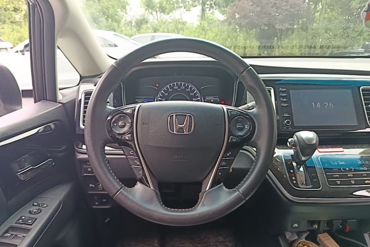 Used Honda Elysion 2019 2.0L Hybrid Luxury Edition Steering Wheel
