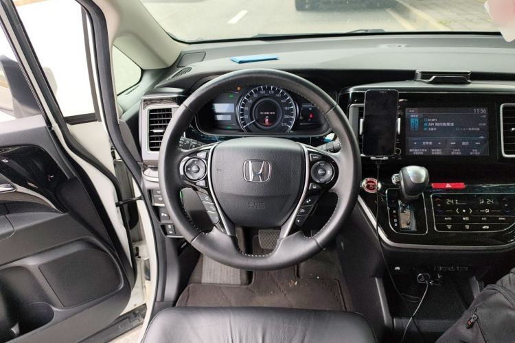 Used Honda Elysion 2019 2.0L Hybrid Luxury Edition Steering Wheel