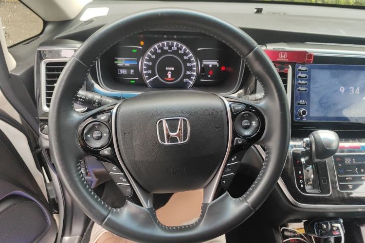 Used Honda Elysion 2019 2.0L Hybrid Luxury Edition Steering Wheel
