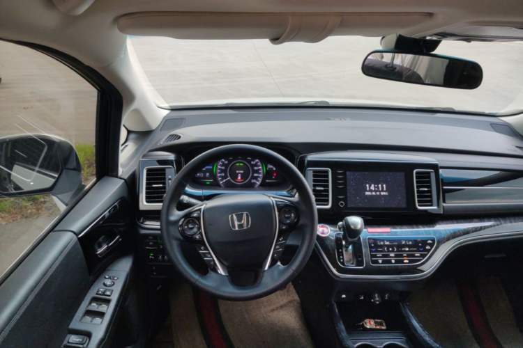 Used Honda Elysion 2019 2.0L Hybrid Luxury Edition Steering Wheel