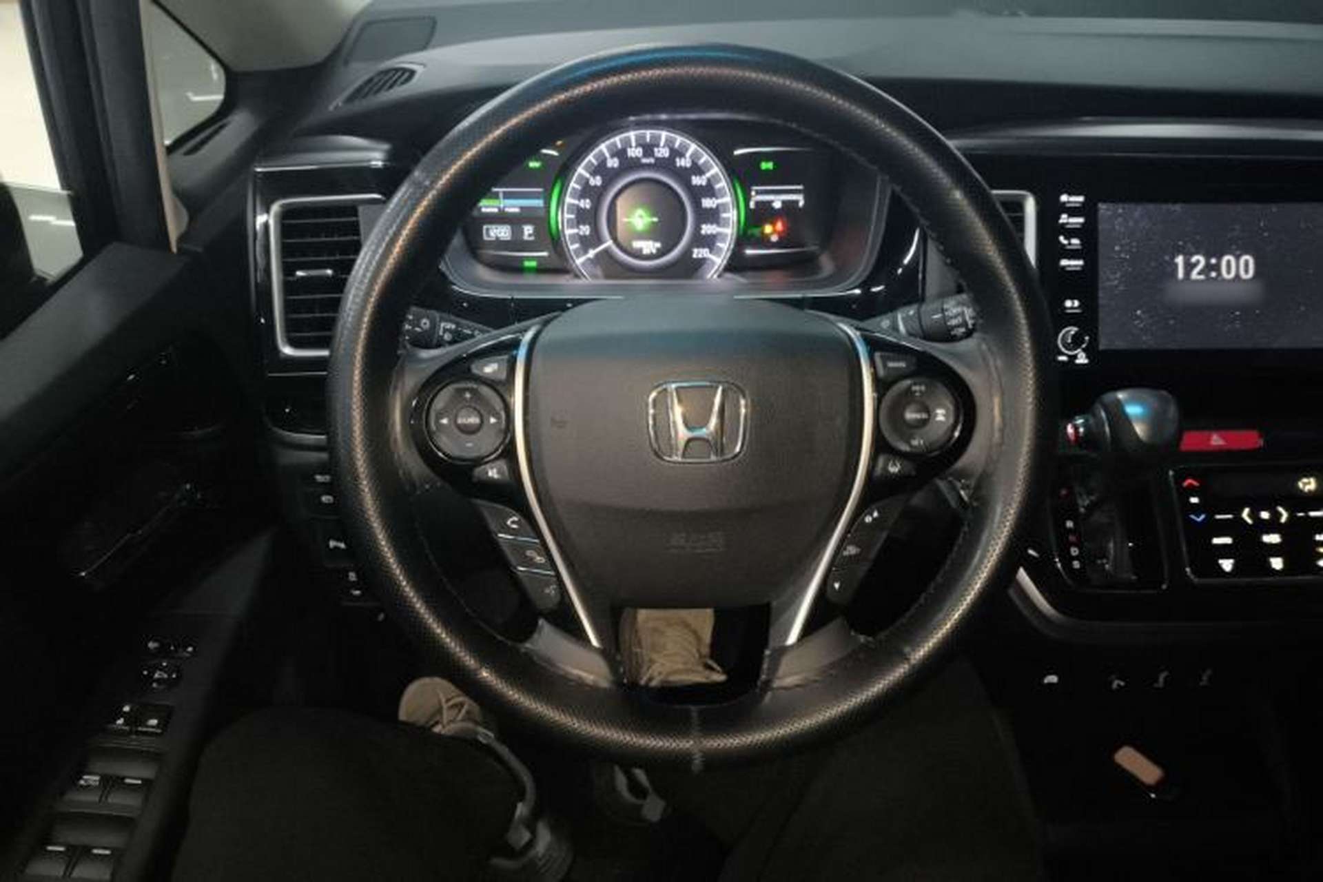 Used Honda Elysion 2019 2.0L Hybrid Luxury Edition Steering Wheel