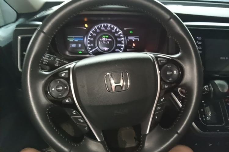 Used Honda Elysion 2019 2.0L Hybrid Luxury Edition Steering Wheel